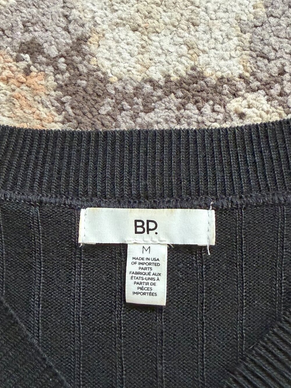 V-neck Ribbed Sweater - Picture 3 of 5